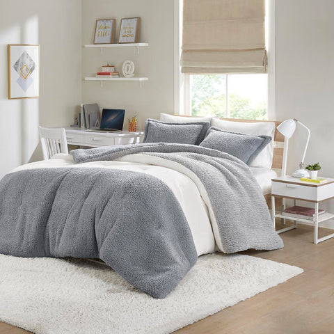 Intelligent Design Arlow Color Block Overfilled Sherpa Comforter Set Full/Queen