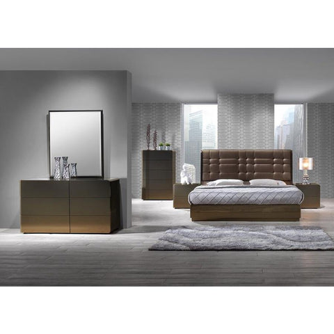 J&M Furniture Ferrara Platform Bed in Gold