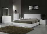 J&M Furniture Naples Platform Bed in White Lacquer