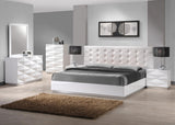 J&M Furniture Verona 3 Piece Platform Bedroom Set in White Lacquer