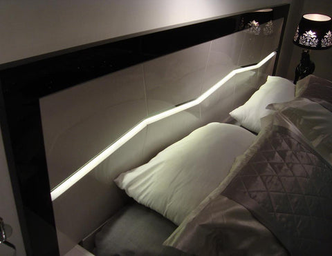 J&M Furniture Turin Platform Bed in Light Grey & Black Lacquer