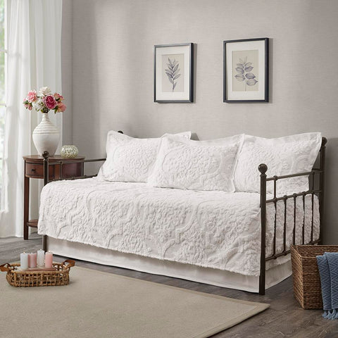 Madison Park Viola 5 Piece Tufted Cotton Chenille Daybed Set Daybed