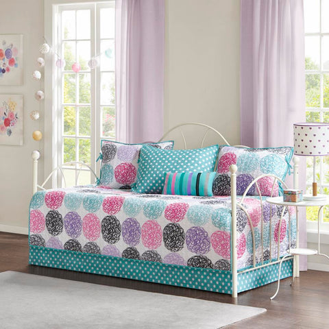 Mi Zone Carly Reversible 6 Piece Daybed Set Daybed